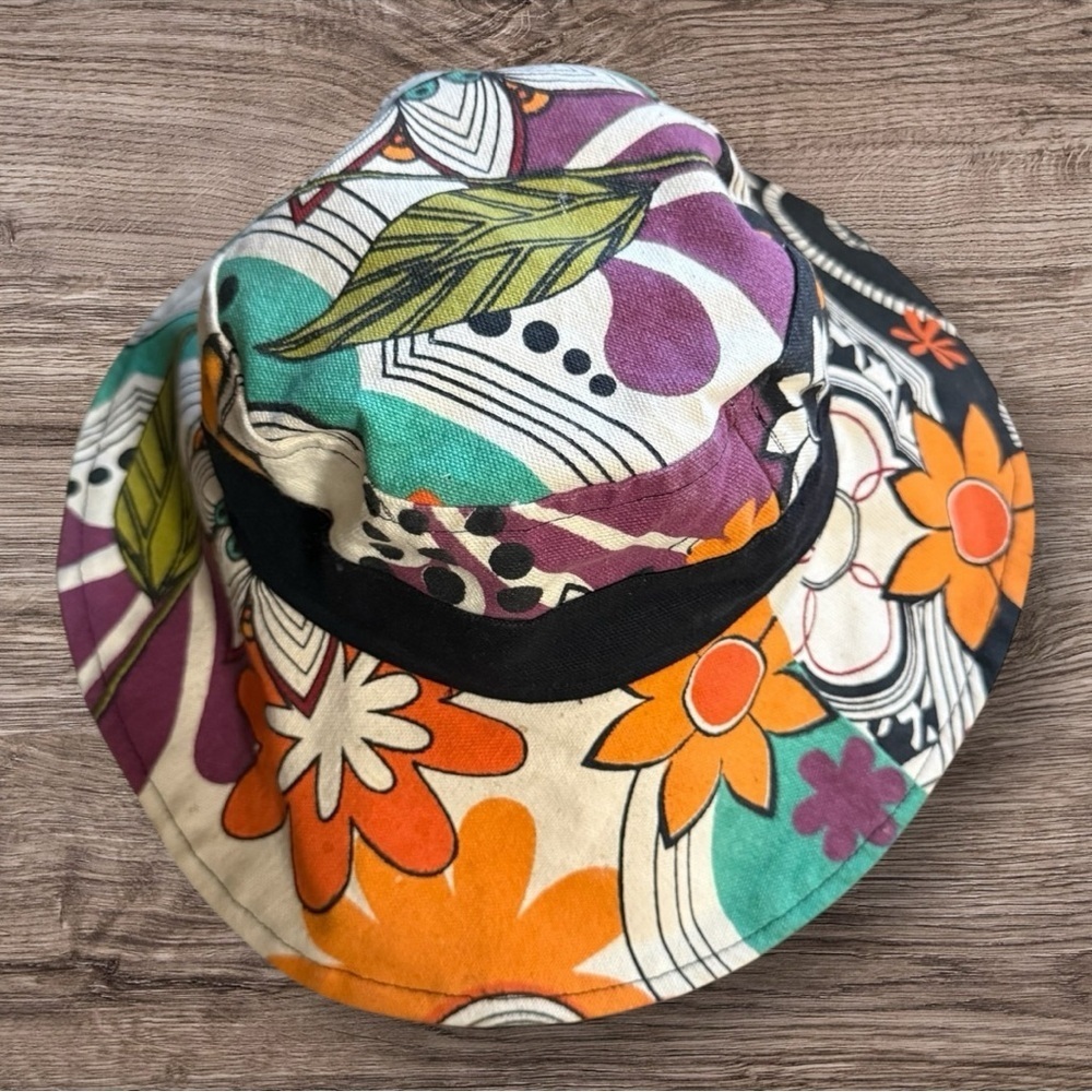 Retro-Style Flower Power Bucket/Sun Hat by Ganz - Picture 3 of 6